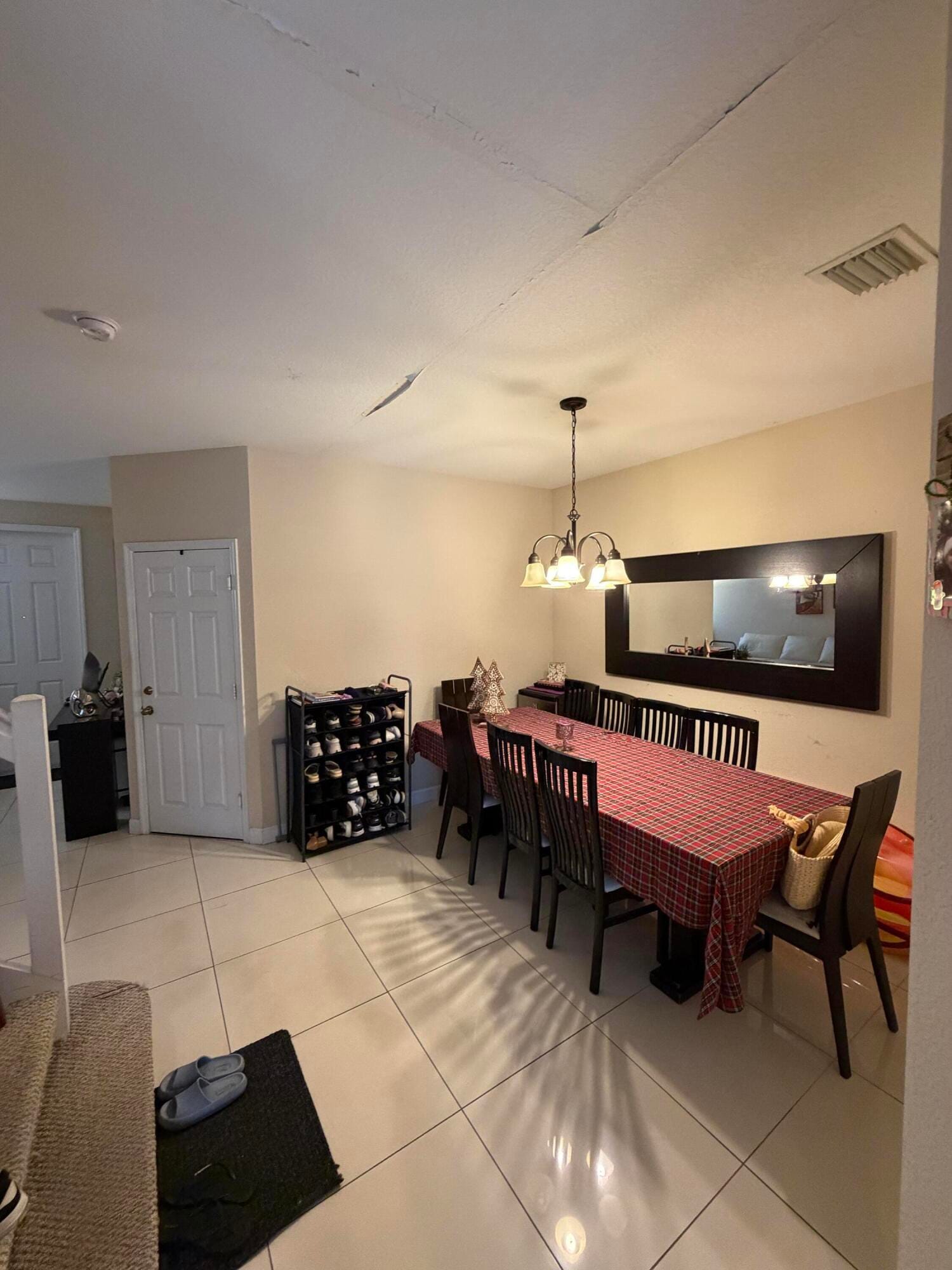 1047 NE 208th Street, Miami, FL 33179 photo 9