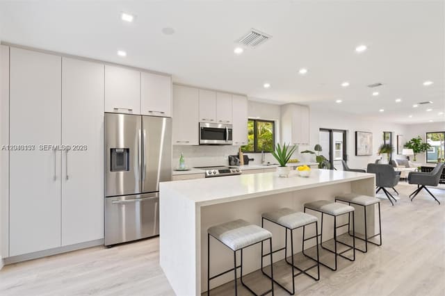 222 SW 3rd Terrace, Modelo Park, Dania Beach, FL