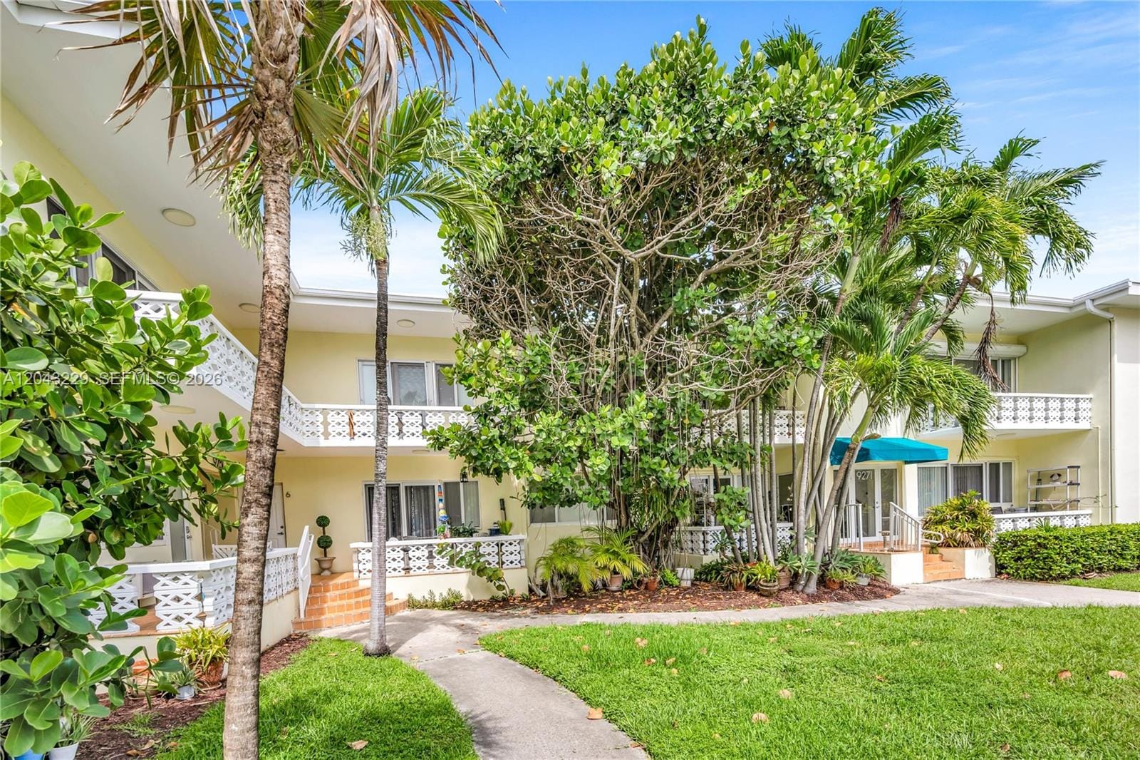 9281 W Bay Harbor Drive 15 — photo 4