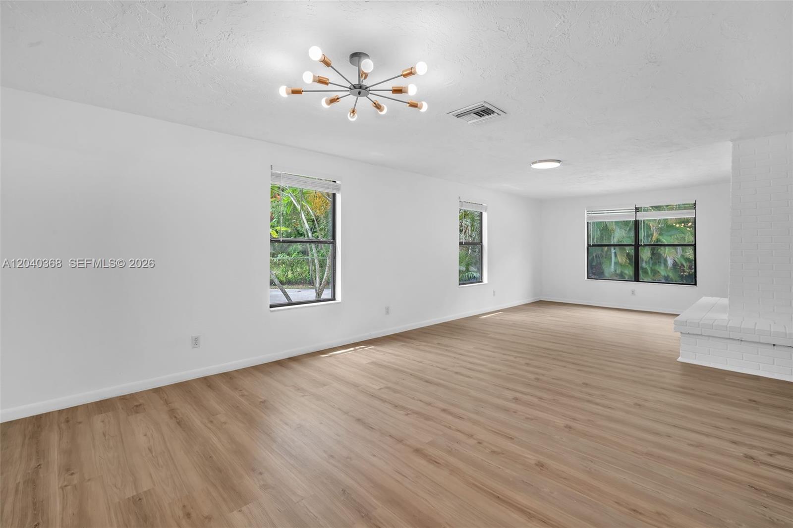 5096 SW 28th Terrace — photo 3