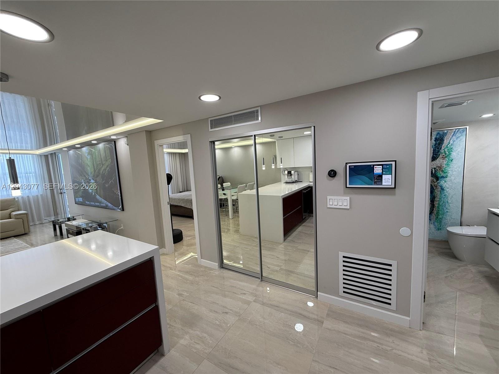 1849 S Ocean Drive PH5, Hallandale Beach, FL 33009 photo 3