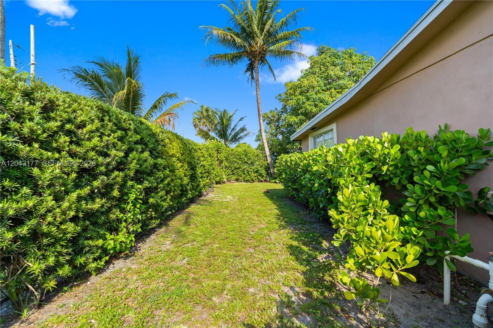 20400 NW 25th Avenue, Miami Gardens, FL 33056 photo 27