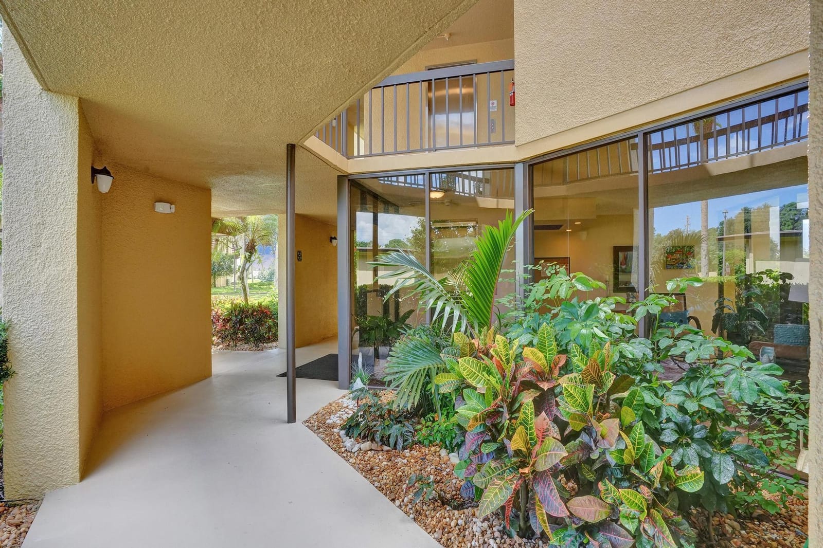 5344 Woodland Lakes Drive 223, Palm Beach Gardens, FL 33418 photo 5