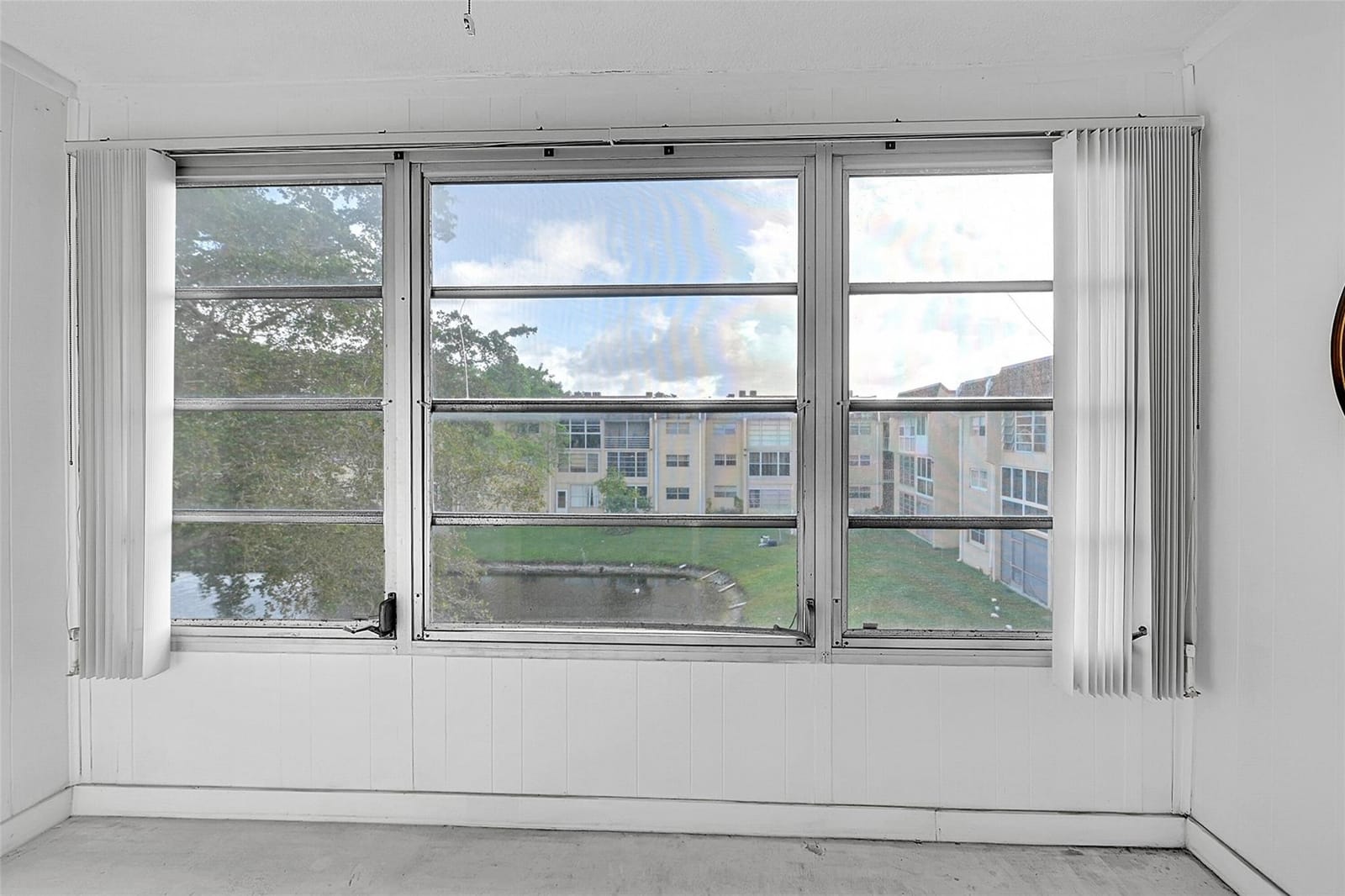 2780 N Pine Island Road 312 — photo 11