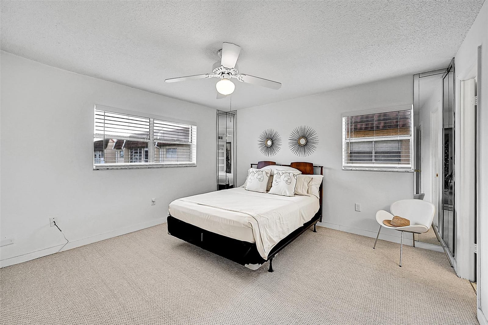 2780 N Pine Island Road 312 — photo 5