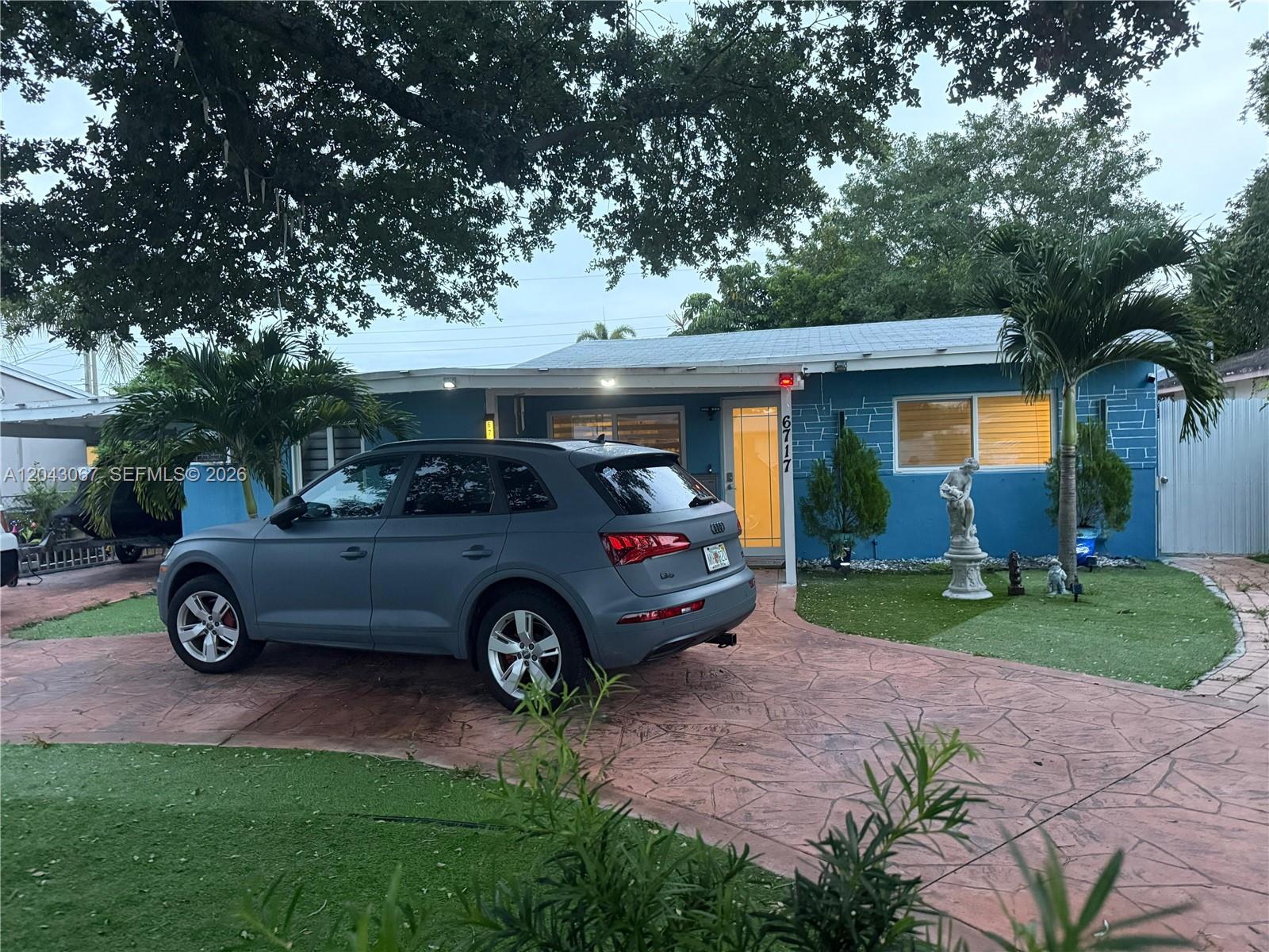 6717 Simms Street, Hollywood, FL 33024