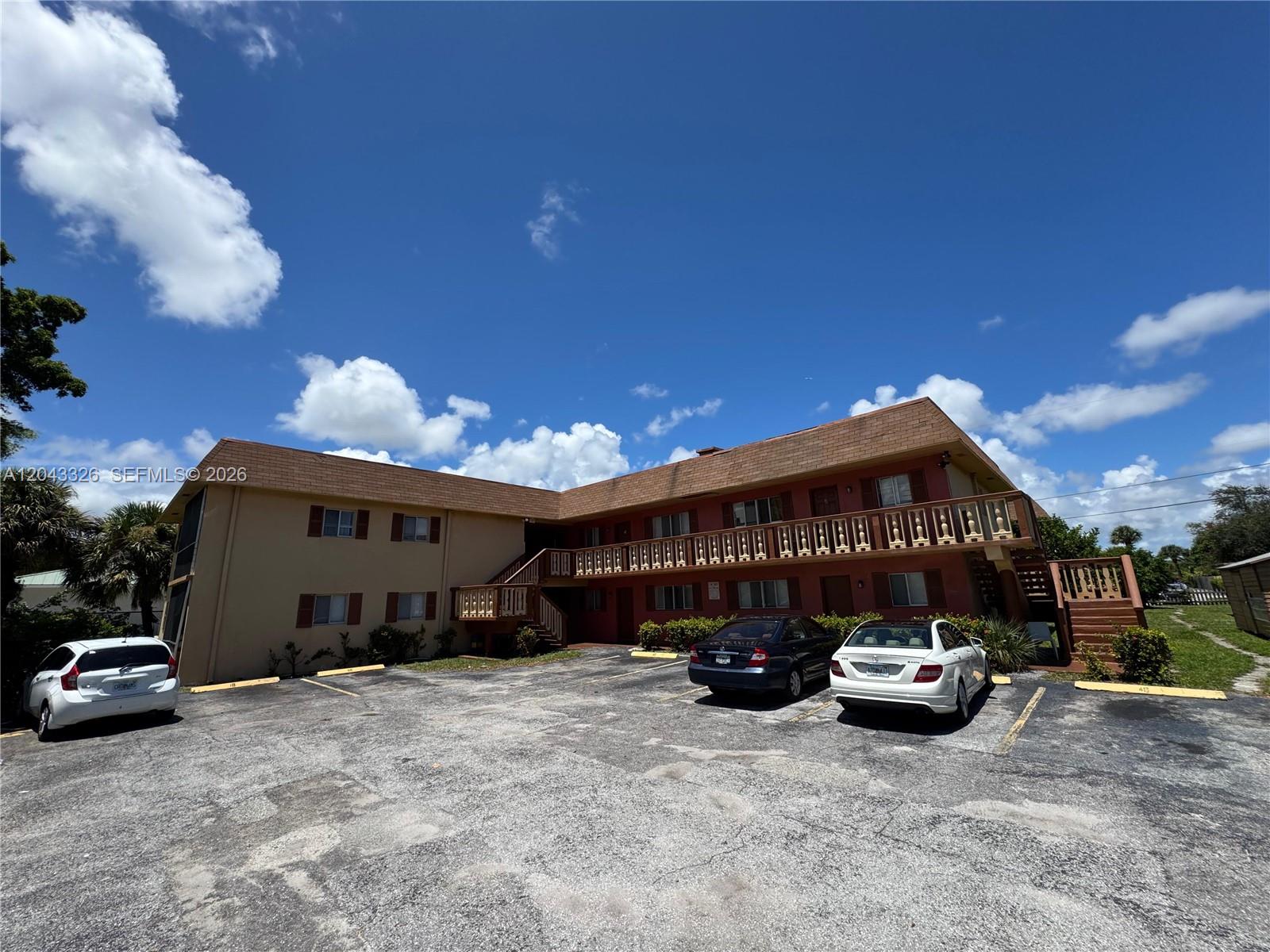933 W Jasmine Drive 5B, Lake Park, FL 33403, Lake Park