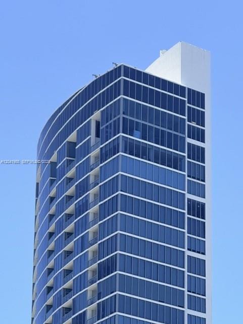 601 NE 36th Street 803, Miami, FL 33137 photo 24
