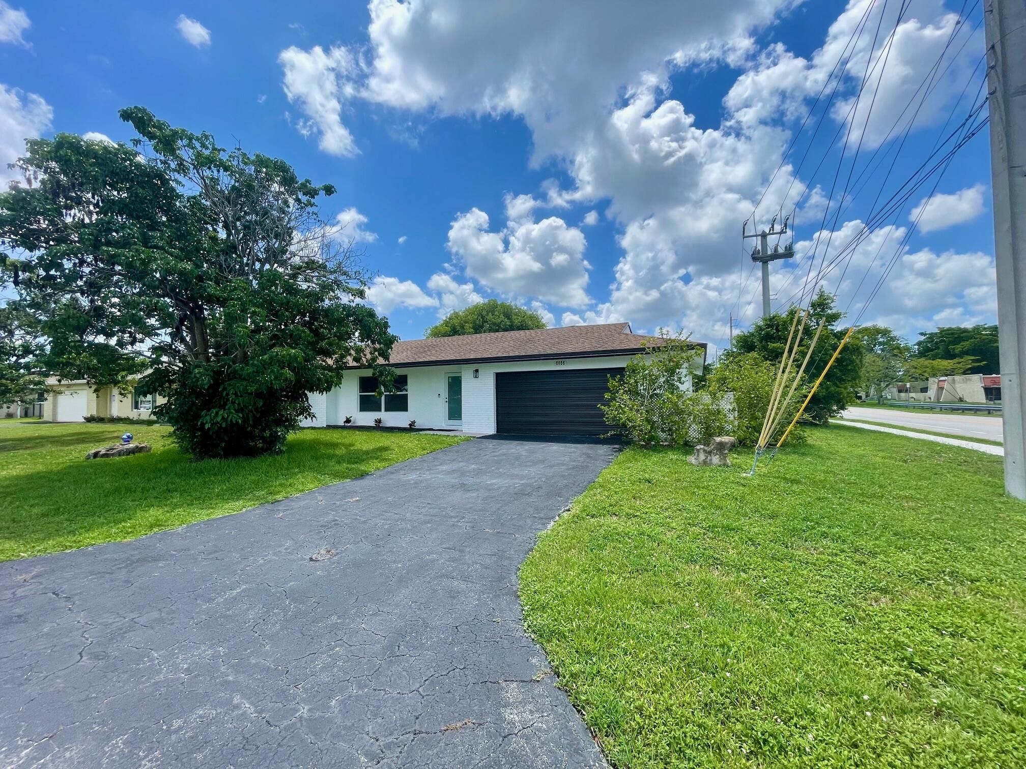 6606 NW 95th Avenue, Tamarac, FL 33321, Tamarac