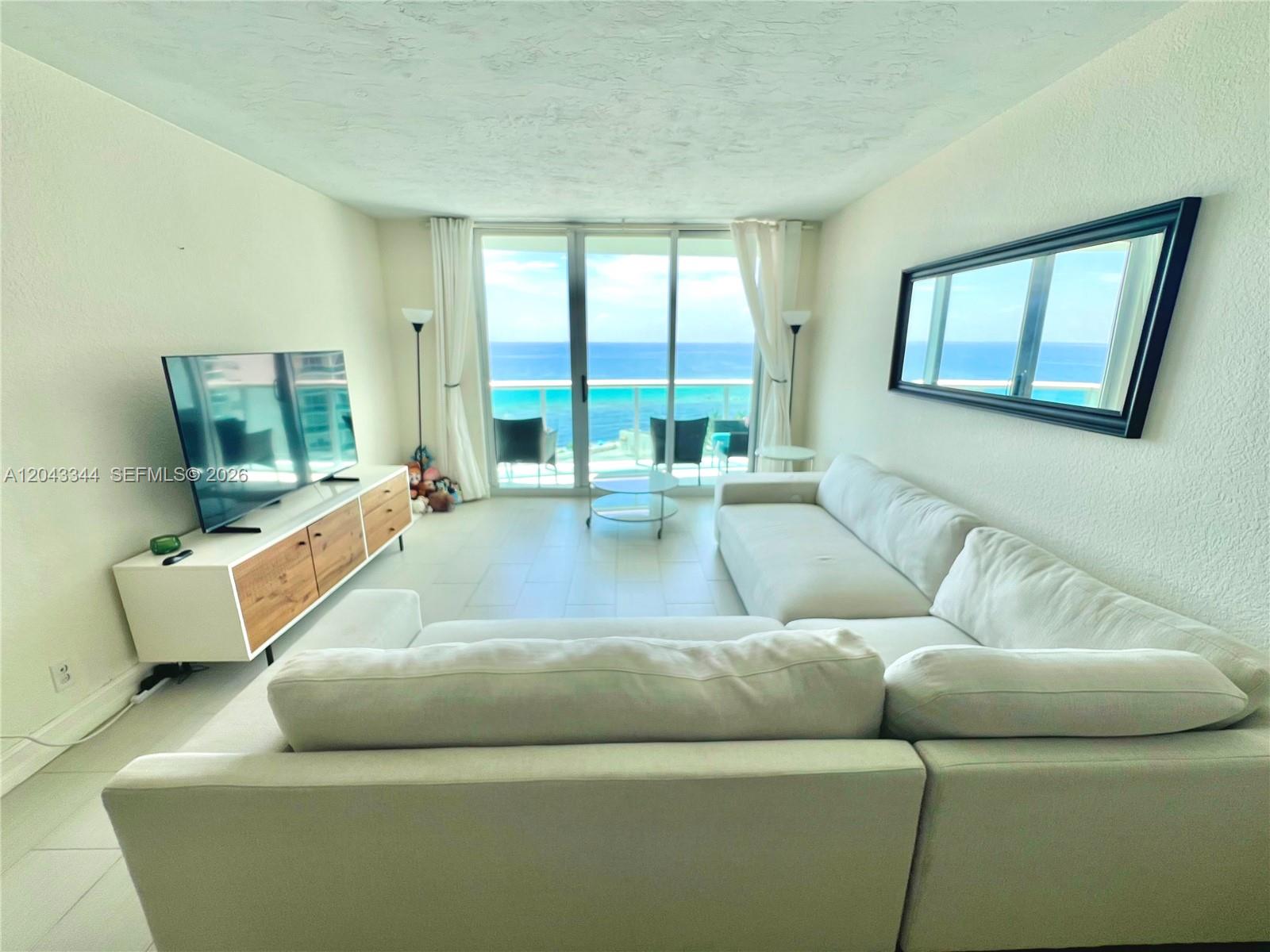 3801 S Ocean Drive 11M, Hollywood, FL 33019