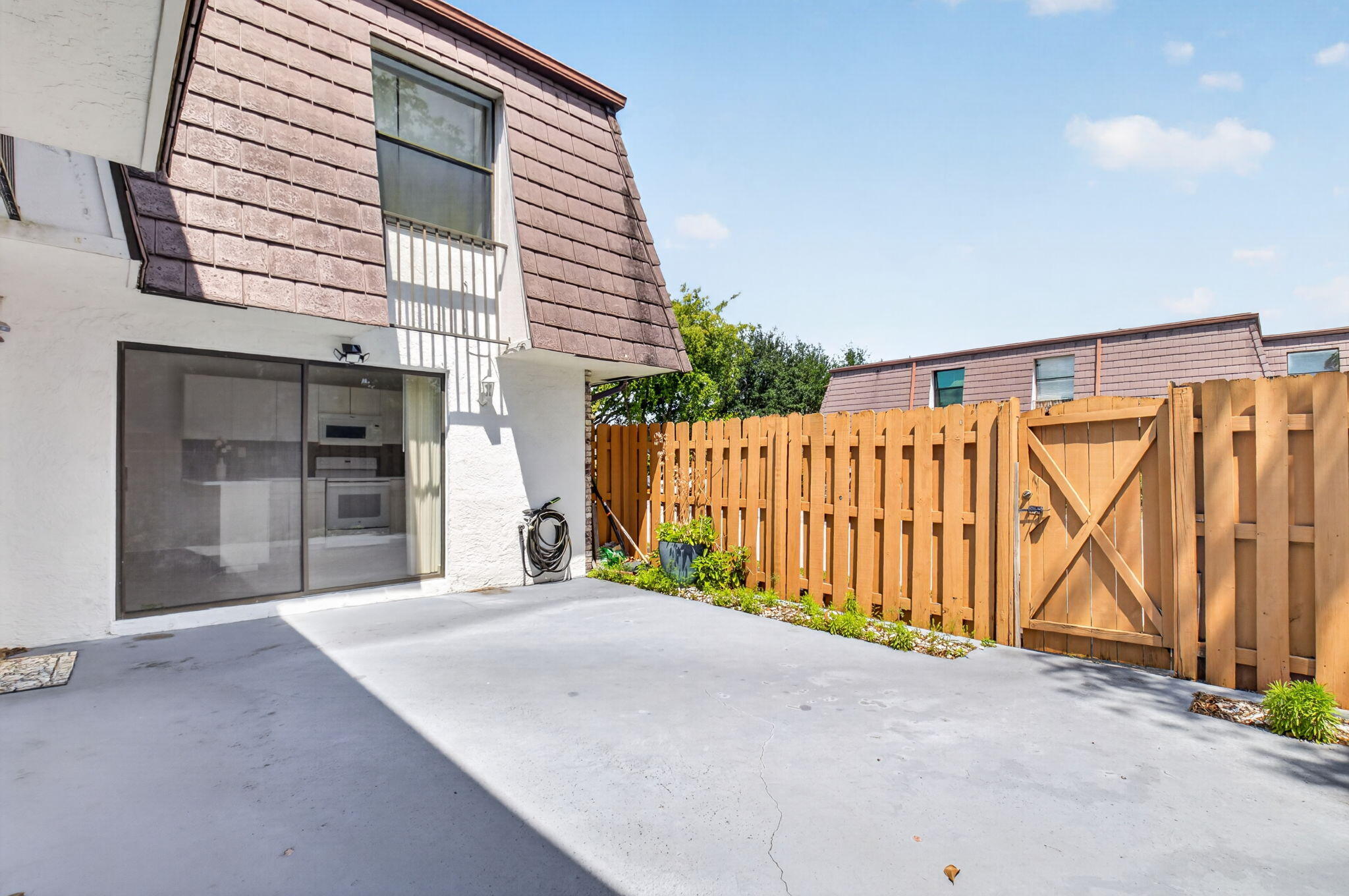 7582 Courtyard Run E — photo 3