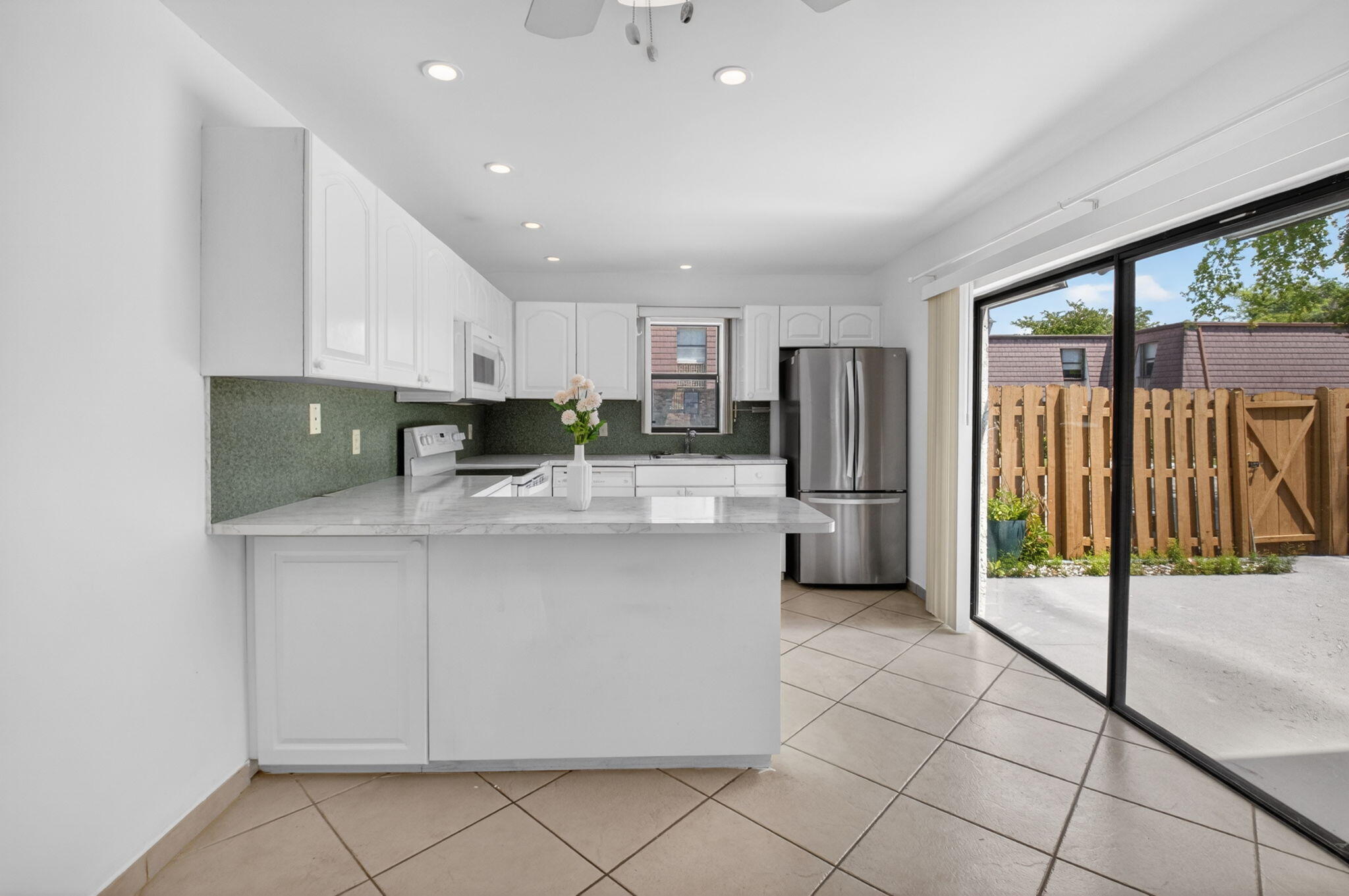 7582 Courtyard Run E — photo 8