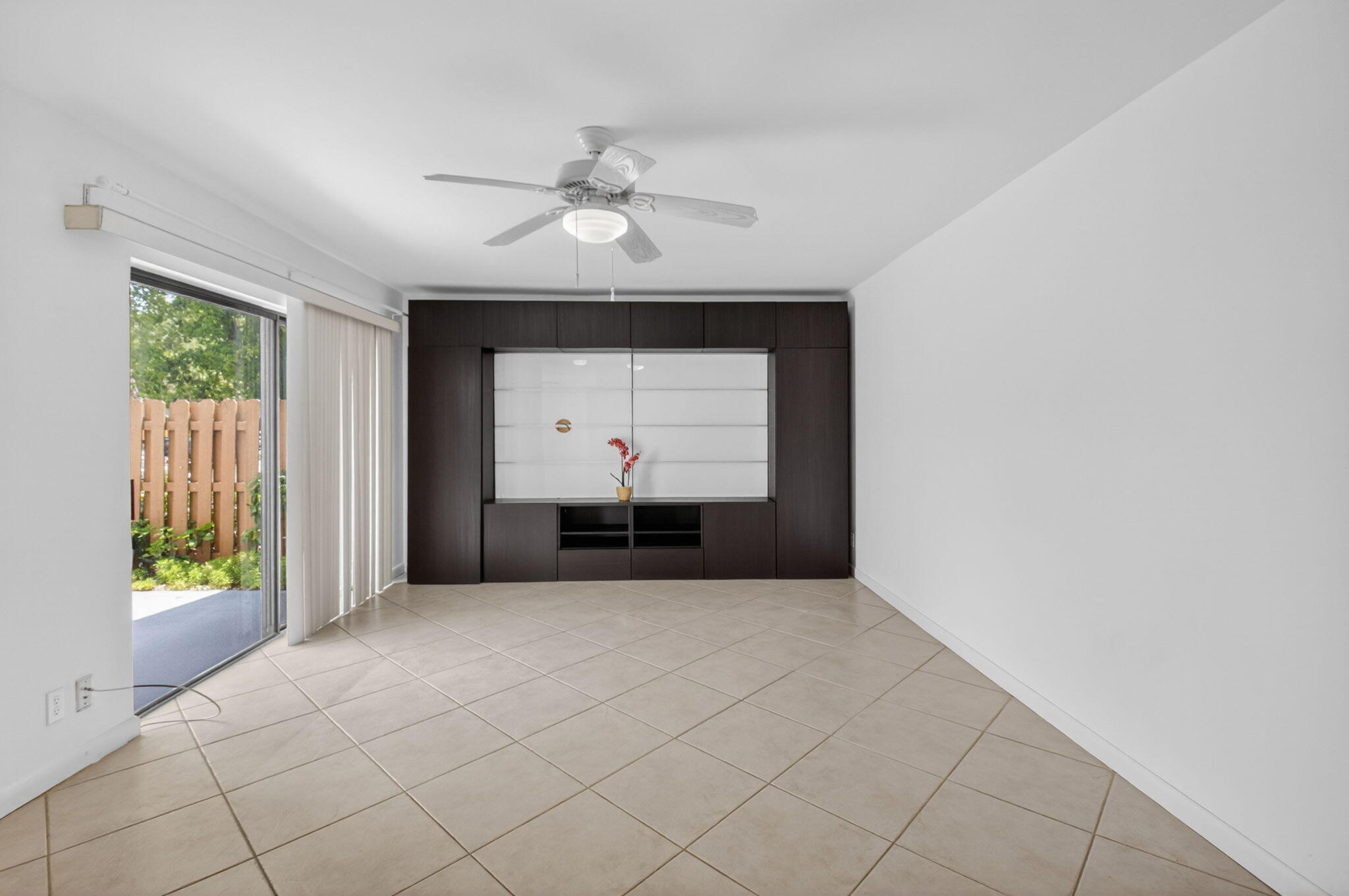 7582 Courtyard Run E — photo 10