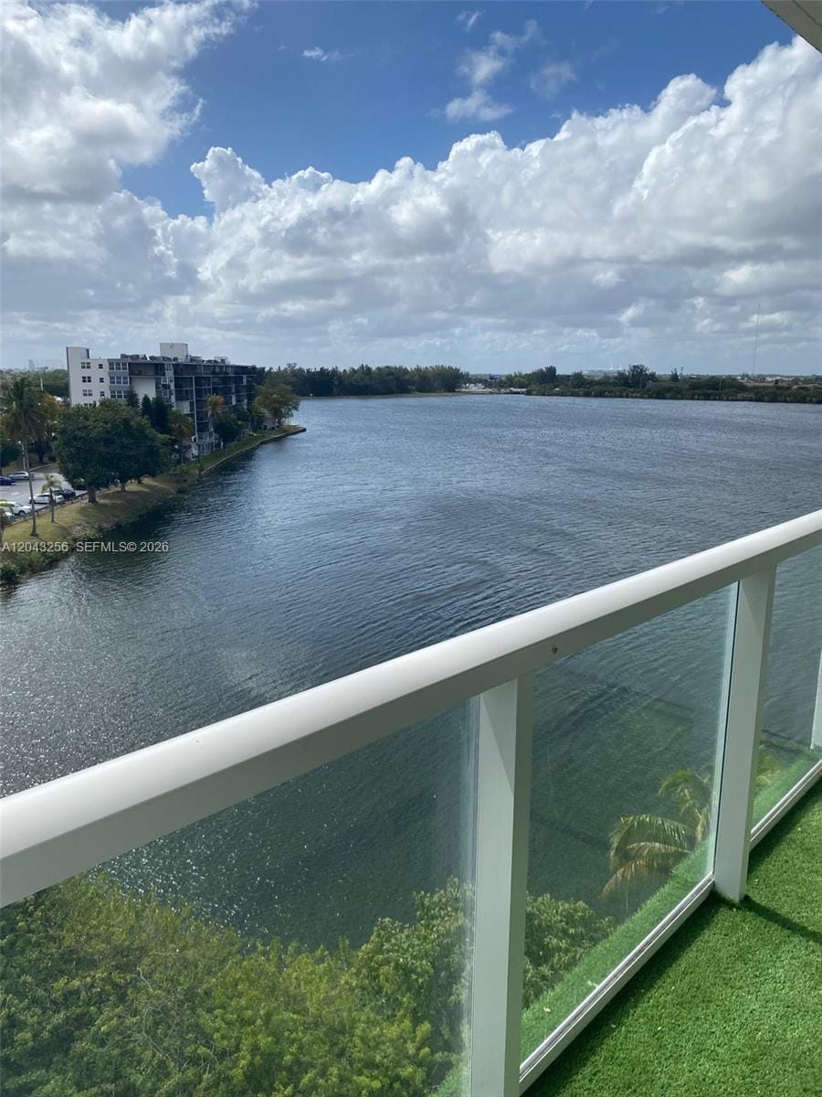 1301 NE Miami Gardens Drive 701W — photo 3