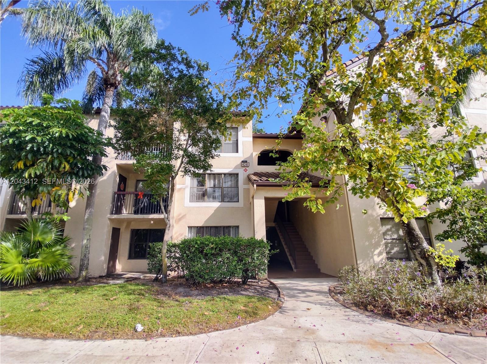 4241 W Mcnab Road 27, Pompano Beach, FL 33069, Pompano Beach