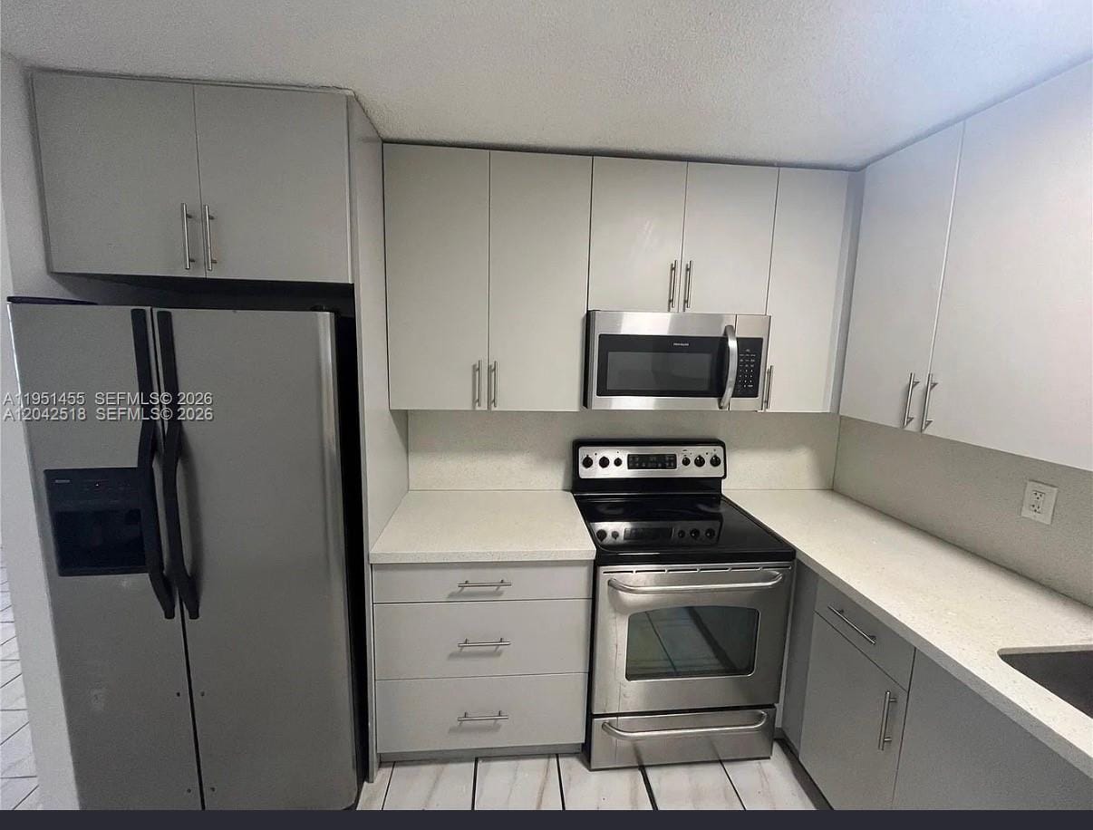1717 NW 16th Street — photo 4