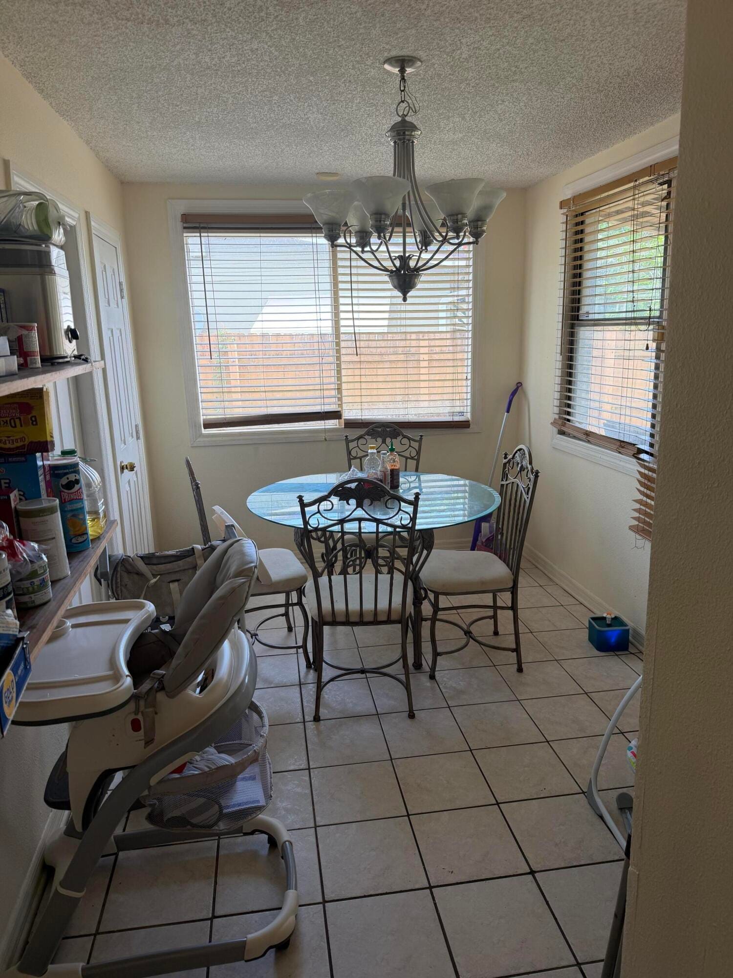 2640 NE 8th Terrace — photo 3