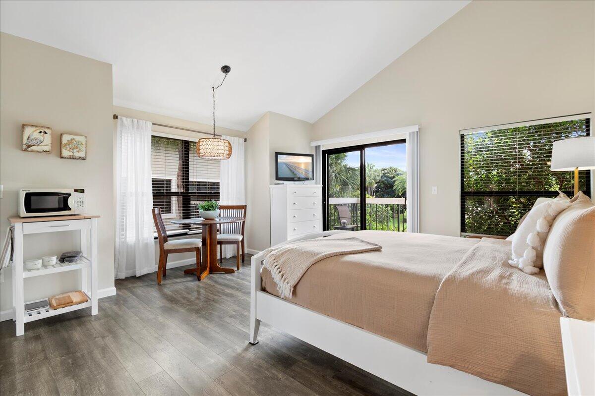 11863 Wimbledon Circle 540, Wellington, FL 33414, Wellington