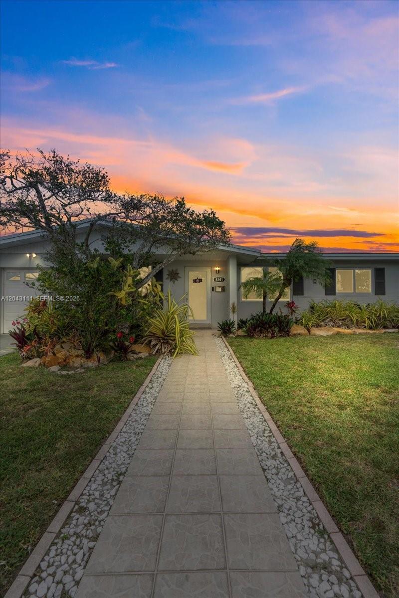 8341 SW 14th Street, Miami, FL 33144, Miami