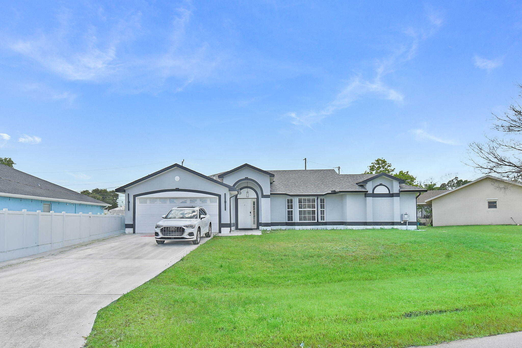 6915 NW Hershy Circle, Port St. Lucie, FL 34983