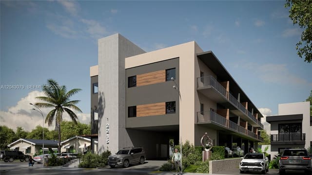 2215 Adams Street, Hollywood, FL 33020