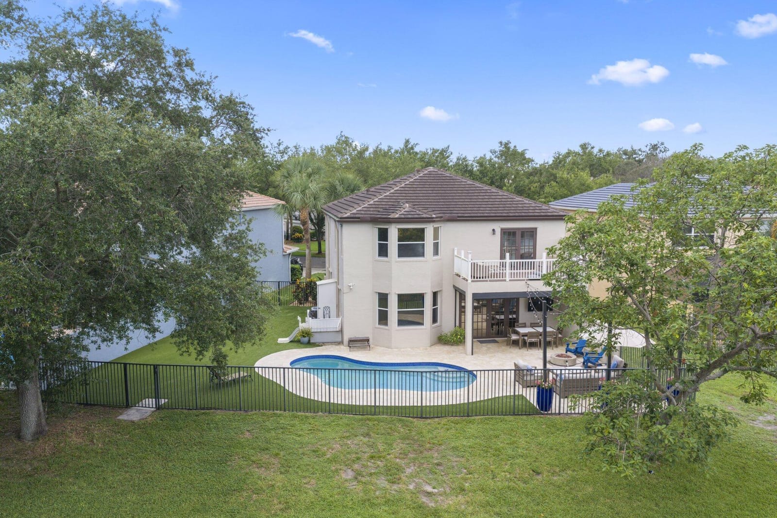 7518 Oak Grove Circle — photo 3