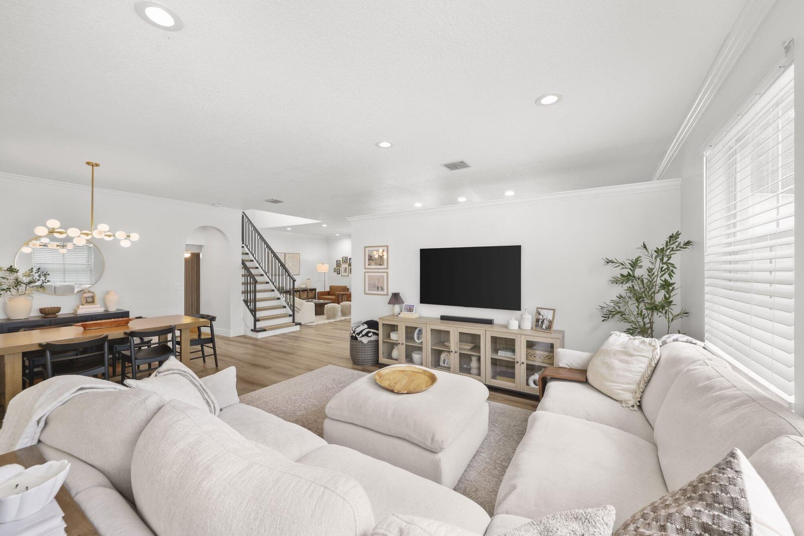 7518 Oak Grove Circle — photo 4