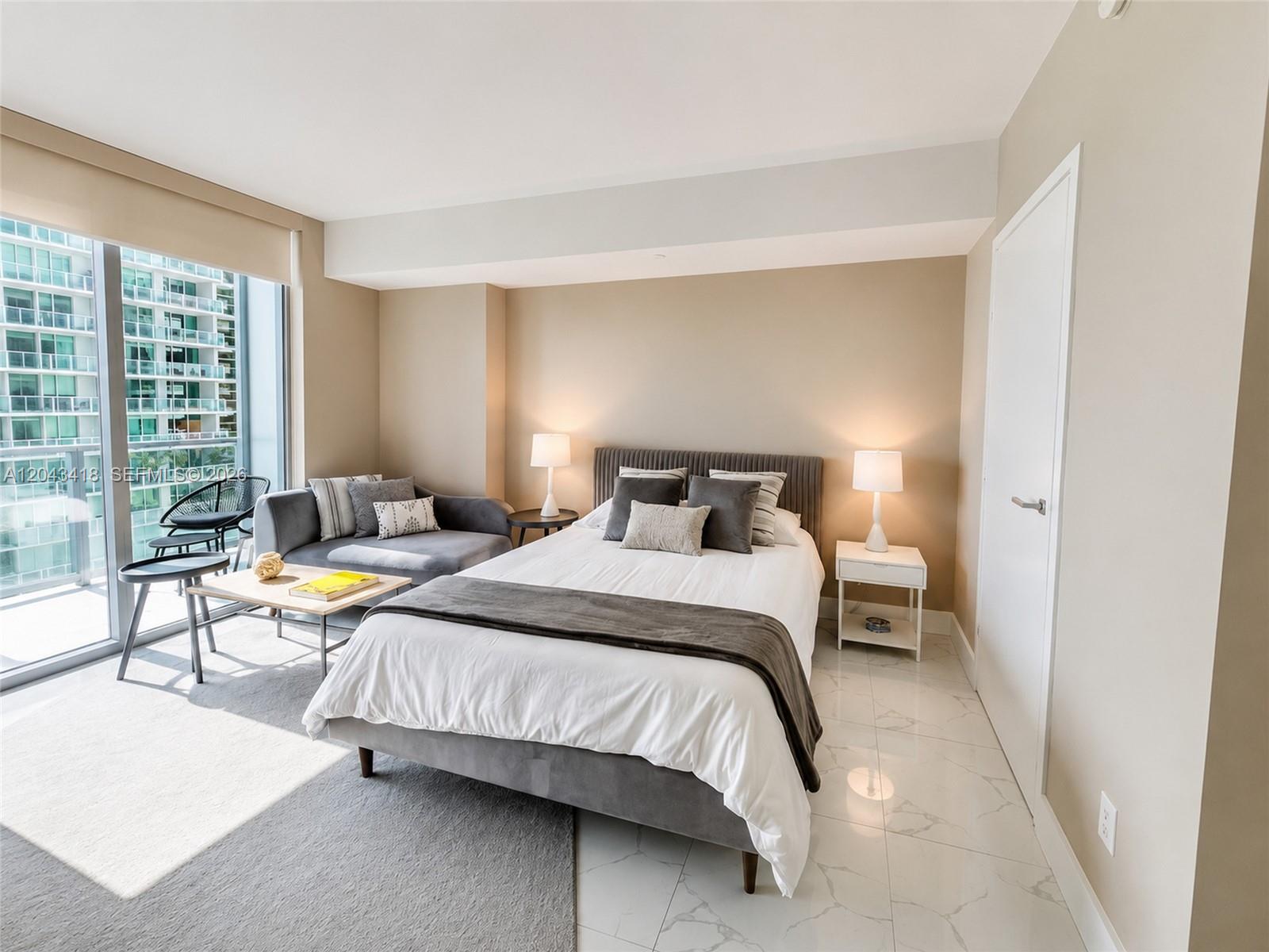 1300 Brickell Bay Drive 1806, Miami, FL 33131, Miami