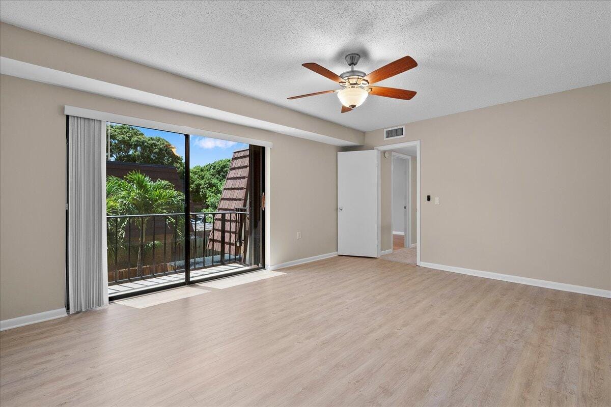 2108 21st Lane, Palm Beach Gardens, FL 33418 photo 13