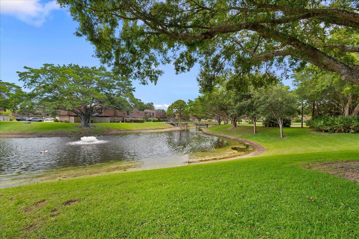 2108 21st Lane, Palm Beach Gardens, FL 33418 photo 24