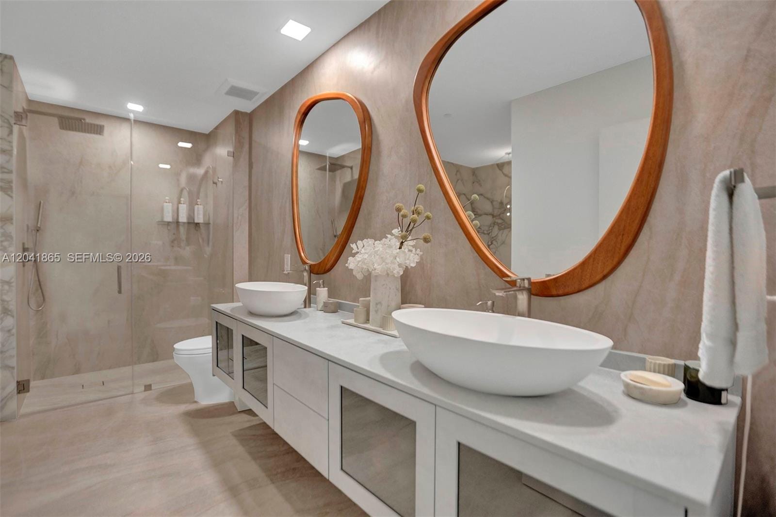 950 Brickell Bay Drive 5608, Miami, FL 33131 photo 8