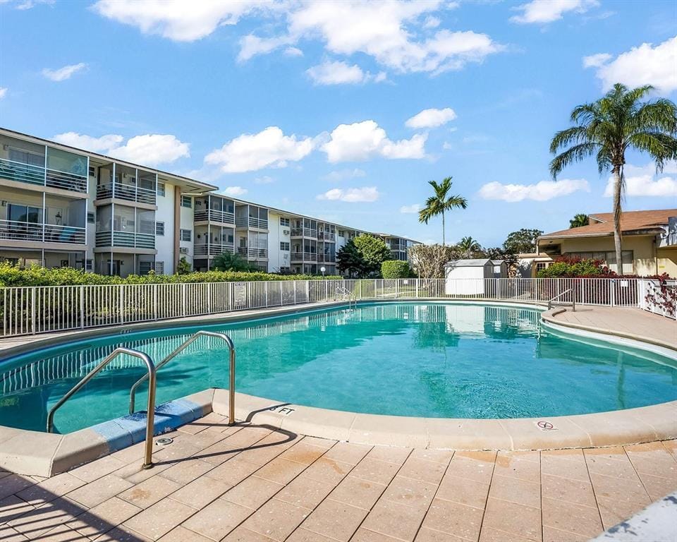 16750 NE 14th Avenue 303, Miami, FL 33162 photo 16