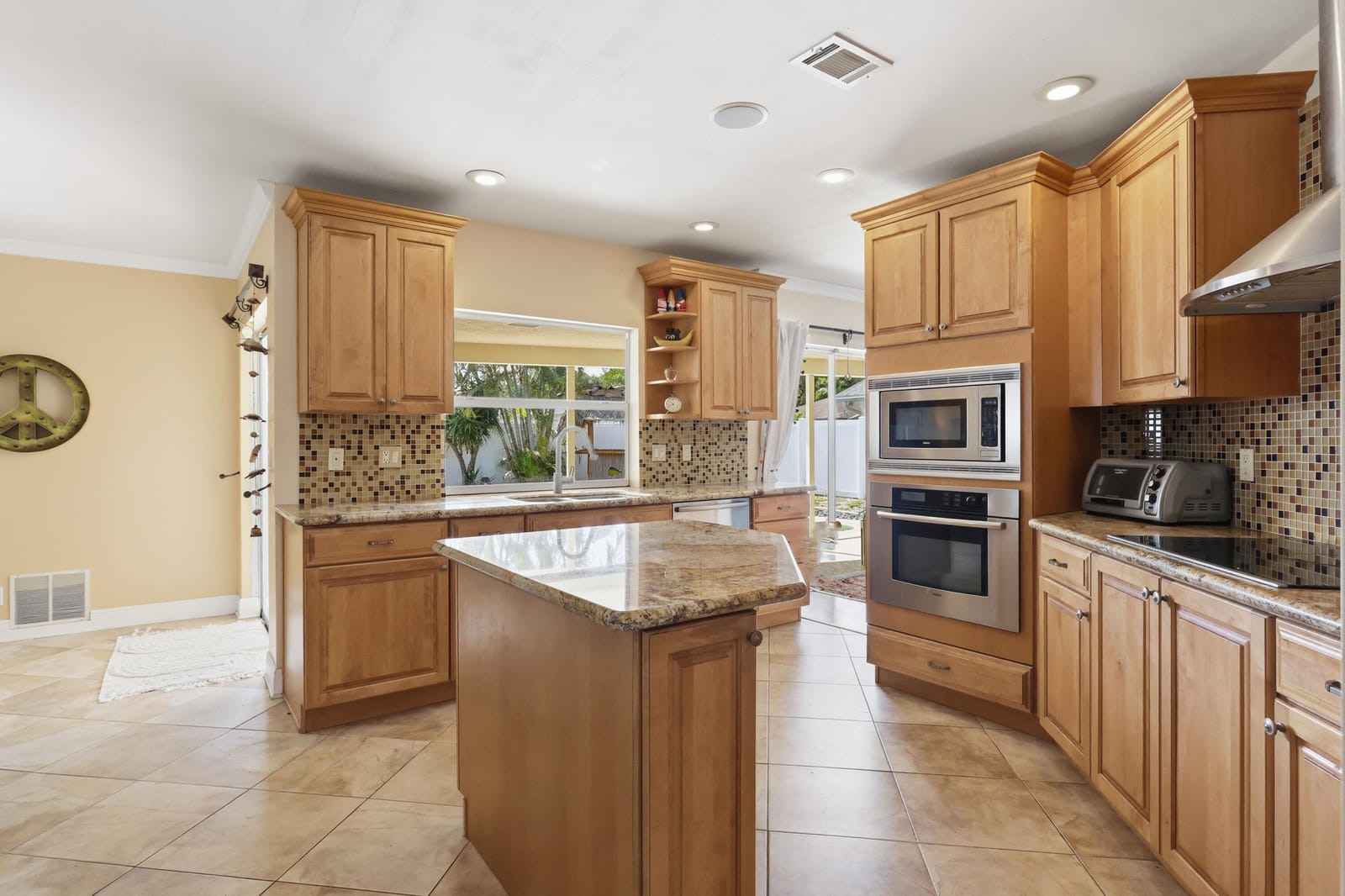 106 Orchard Ridge Lane, Boca Raton, FL 33431 photo 9