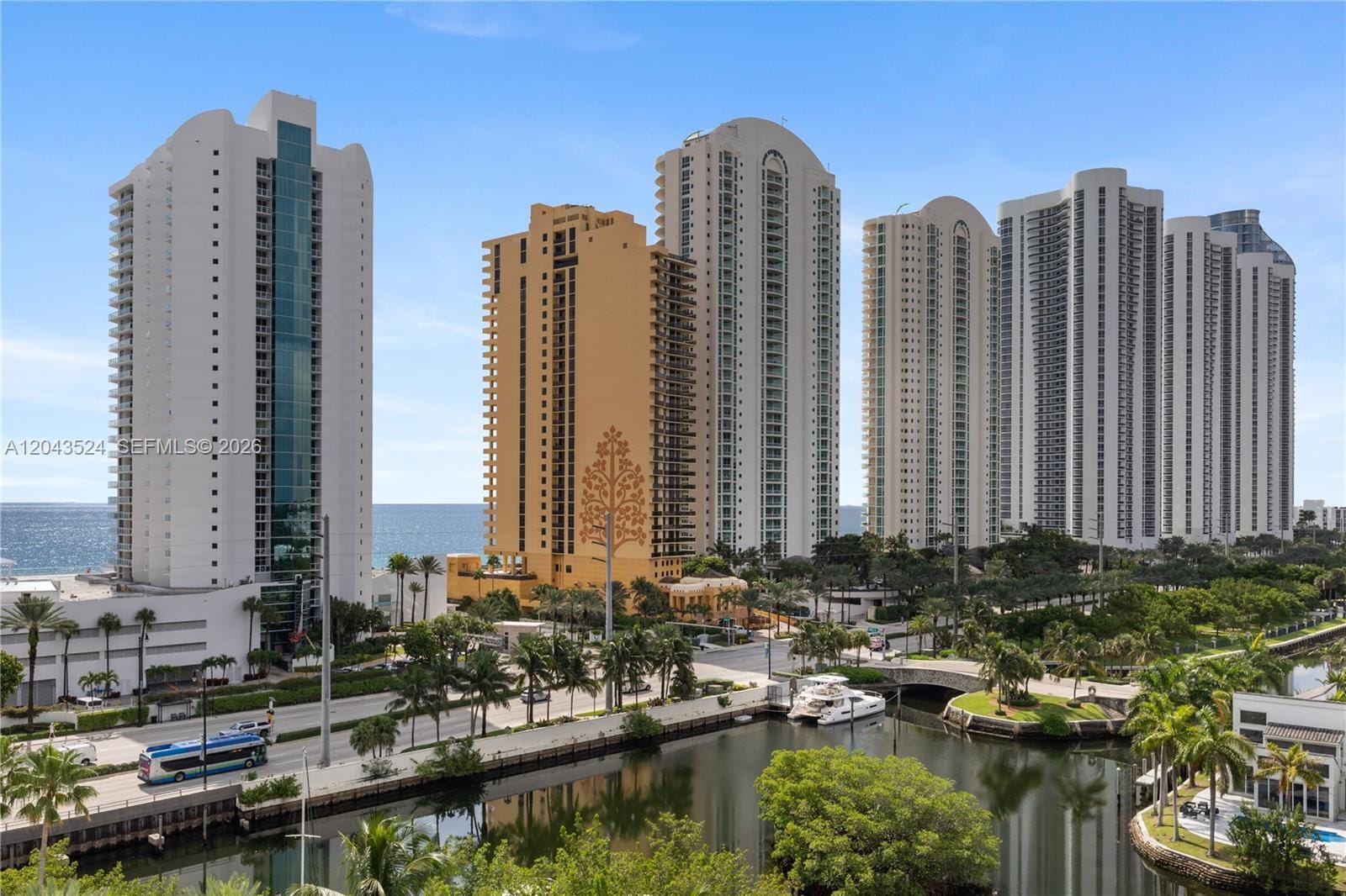16400 Collins Avenue 942, Sunny Isles Beach, FL 33160 photo 27