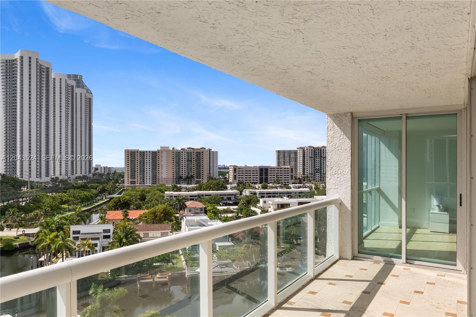 16400 Collins Avenue 942, Sunny Isles Beach, FL 33160 photo 28