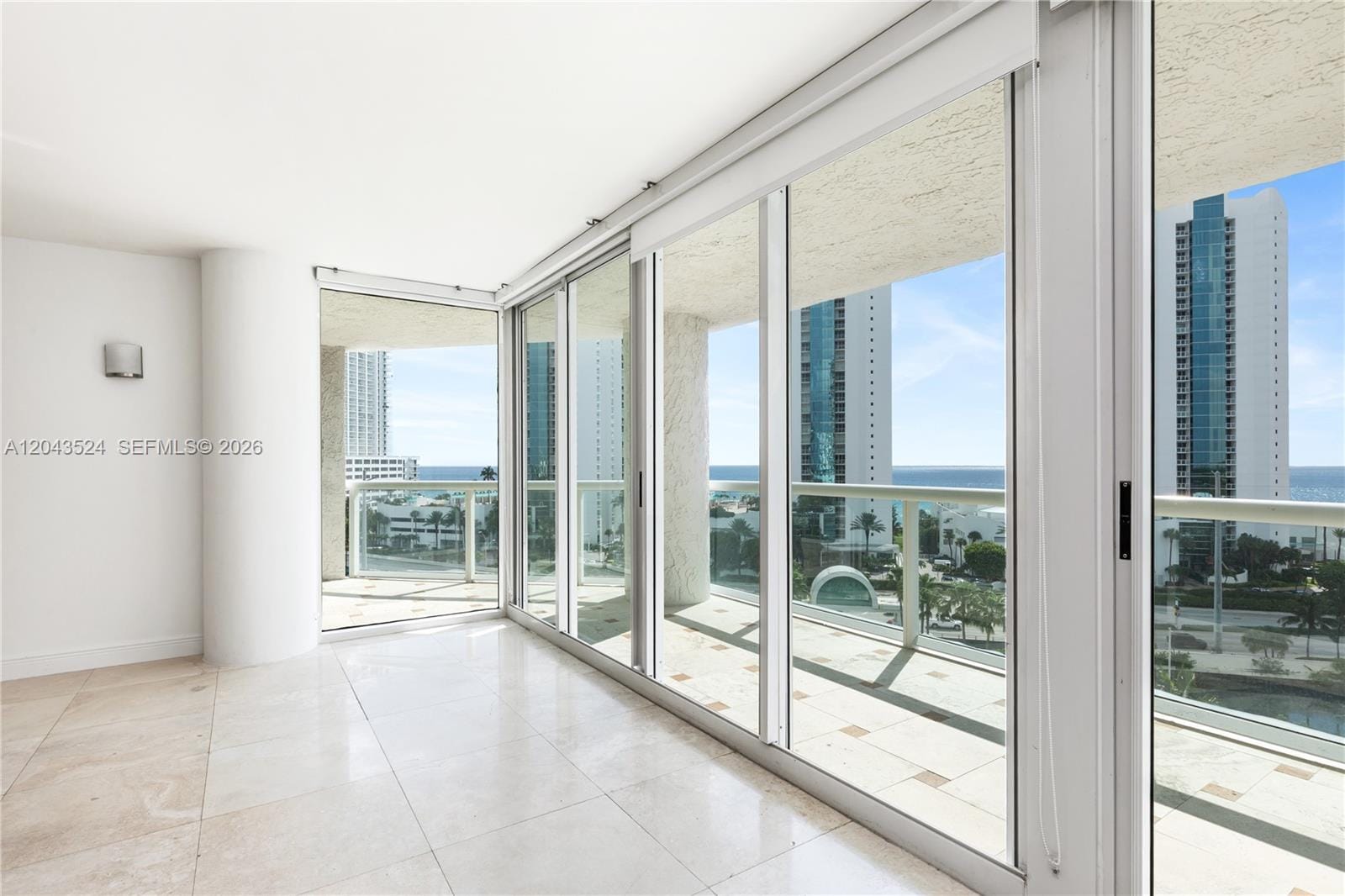 16400 Collins Avenue 942 — photo 10