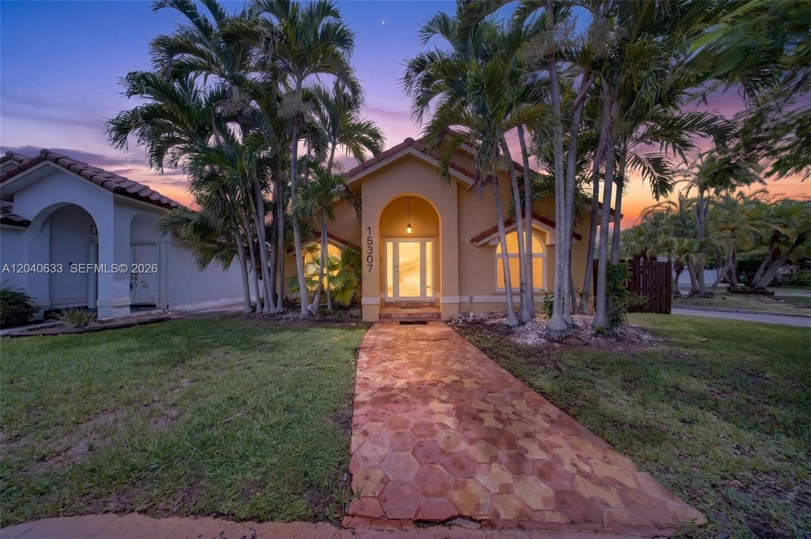 15307 SW 52nd Terrace, Miami, FL 33185 photo 1