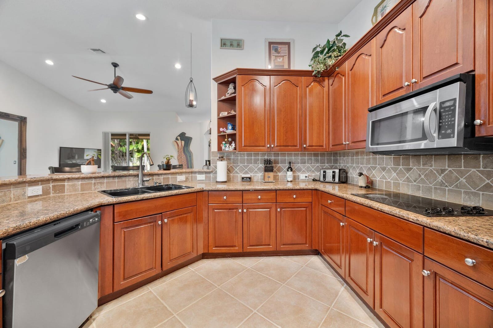 14520 SW 37th Street, Miramar, FL 33027 photo 7