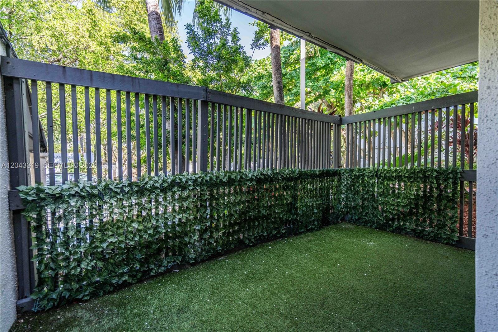 3265 Virginia Street 1 — photo 3
