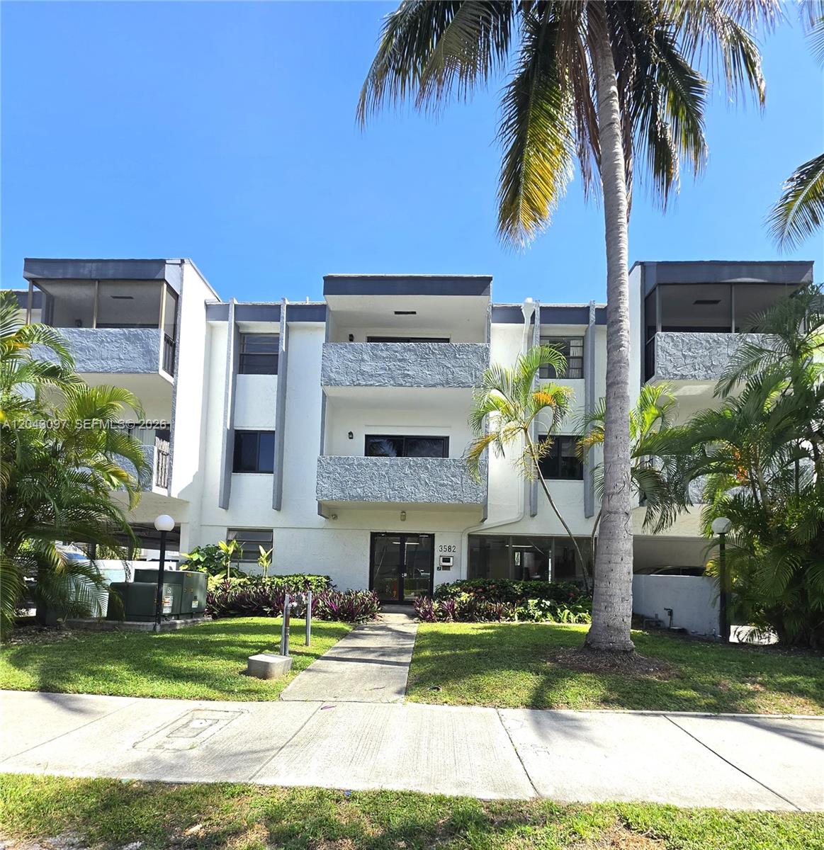 3582 NE 171st Street 307, North Miami Beach, FL 33160, North Miami Beach