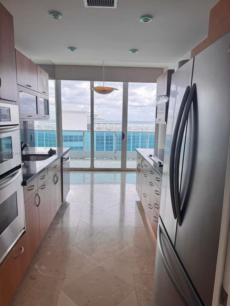 5025 Collins Avenue 1602, Miami Beach, FL 33140 photo 6