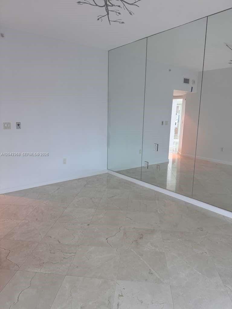5025 Collins Avenue 1602, Miami Beach, FL 33140 photo 9