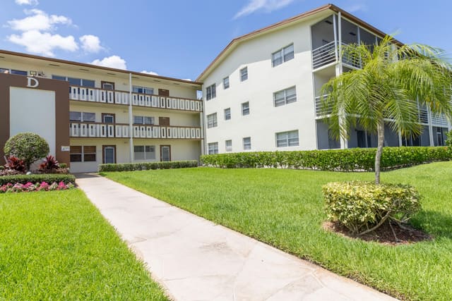 158 Mansfield D Drive, Boca Raton, FL 33434