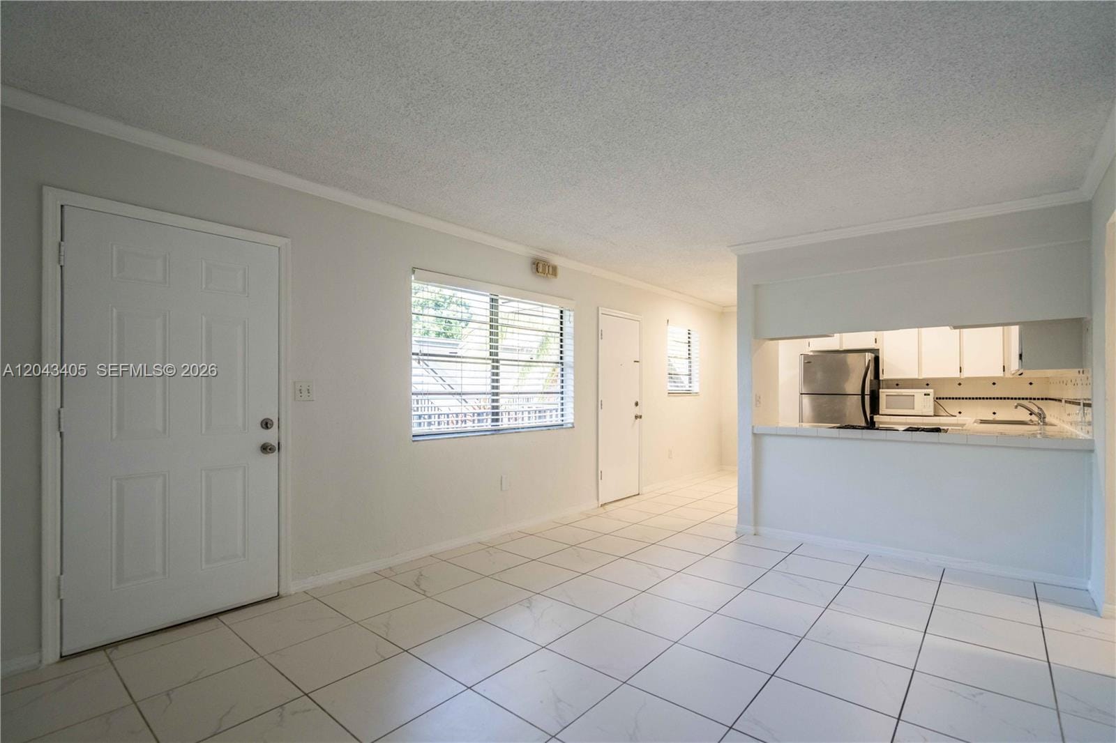 3265 Virginia Street 18 — photo 2