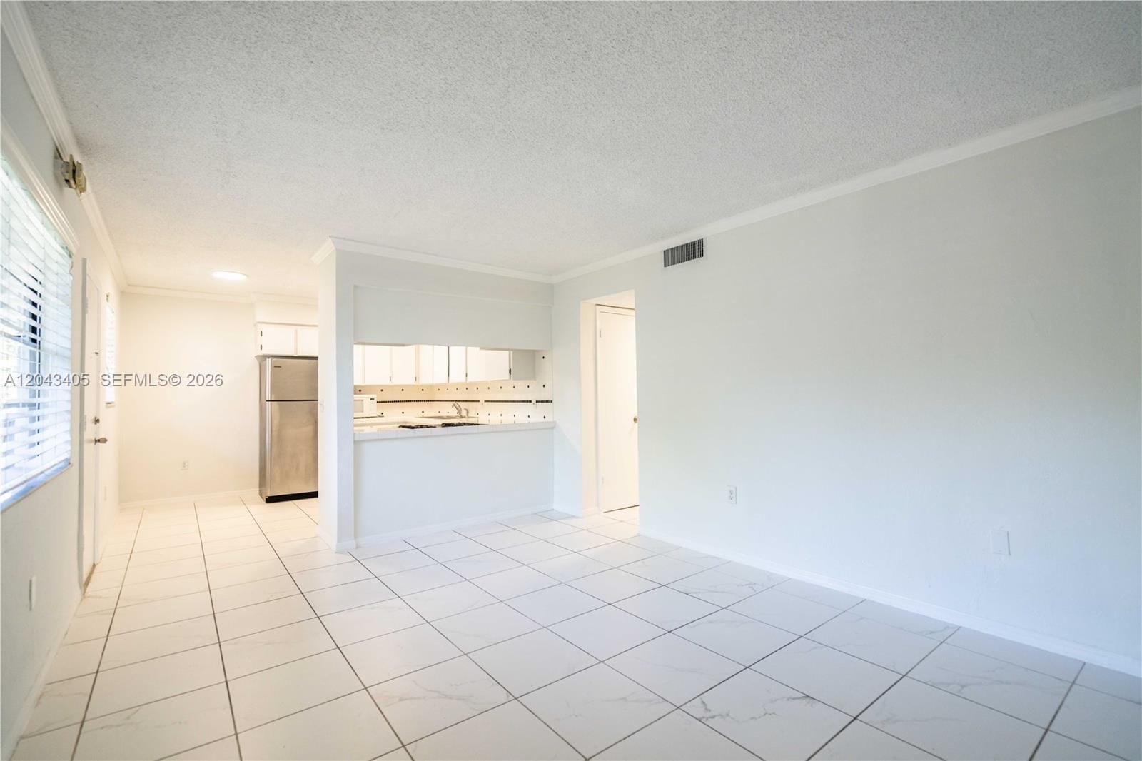 3265 Virginia Street 18 — photo 3