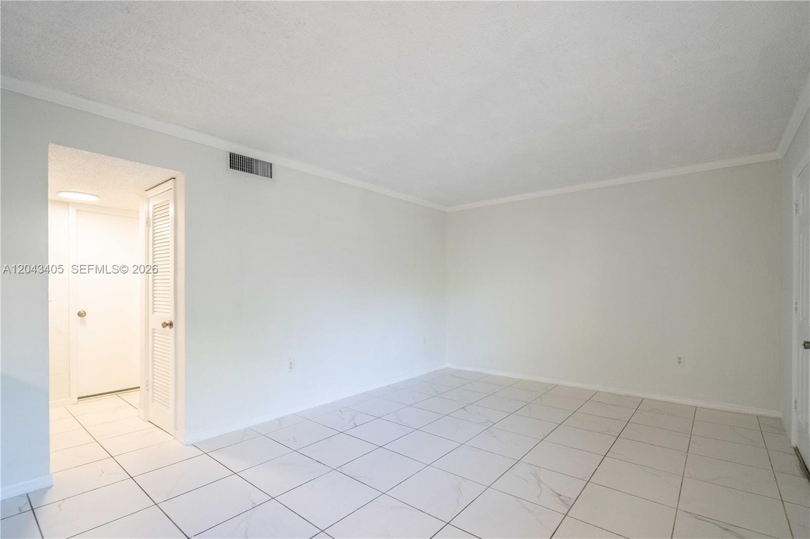 3265 Virginia Street 18 — photo 4