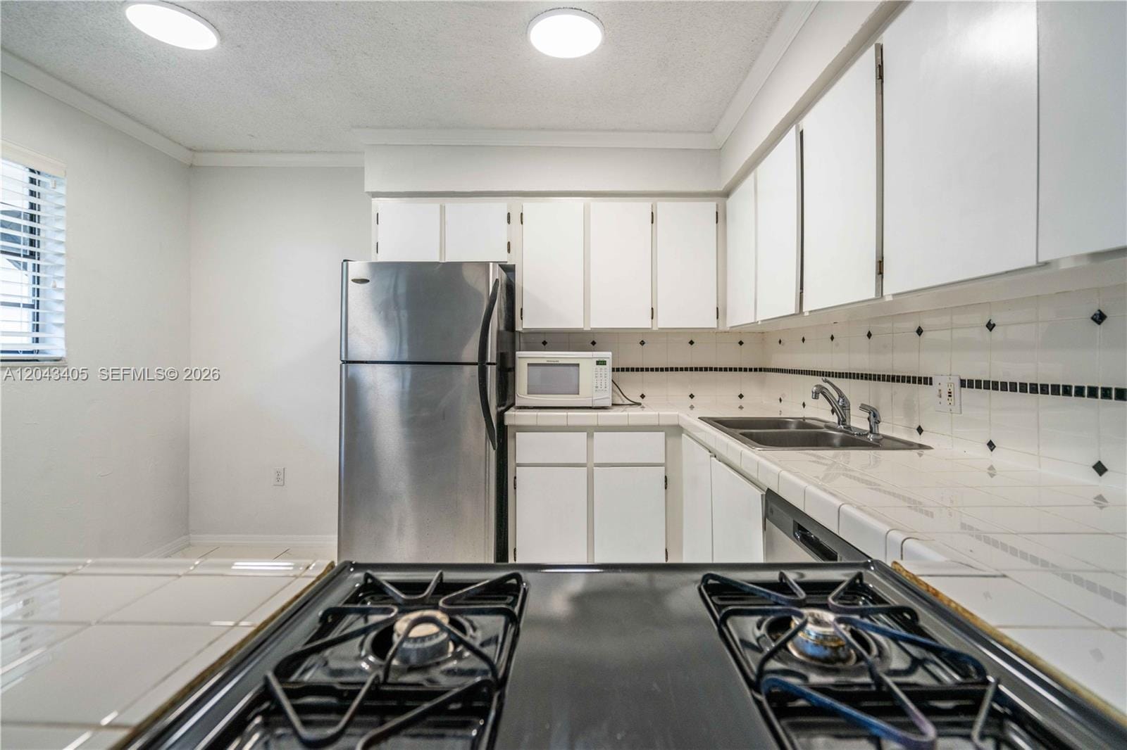 3265 Virginia Street 18 — photo 7