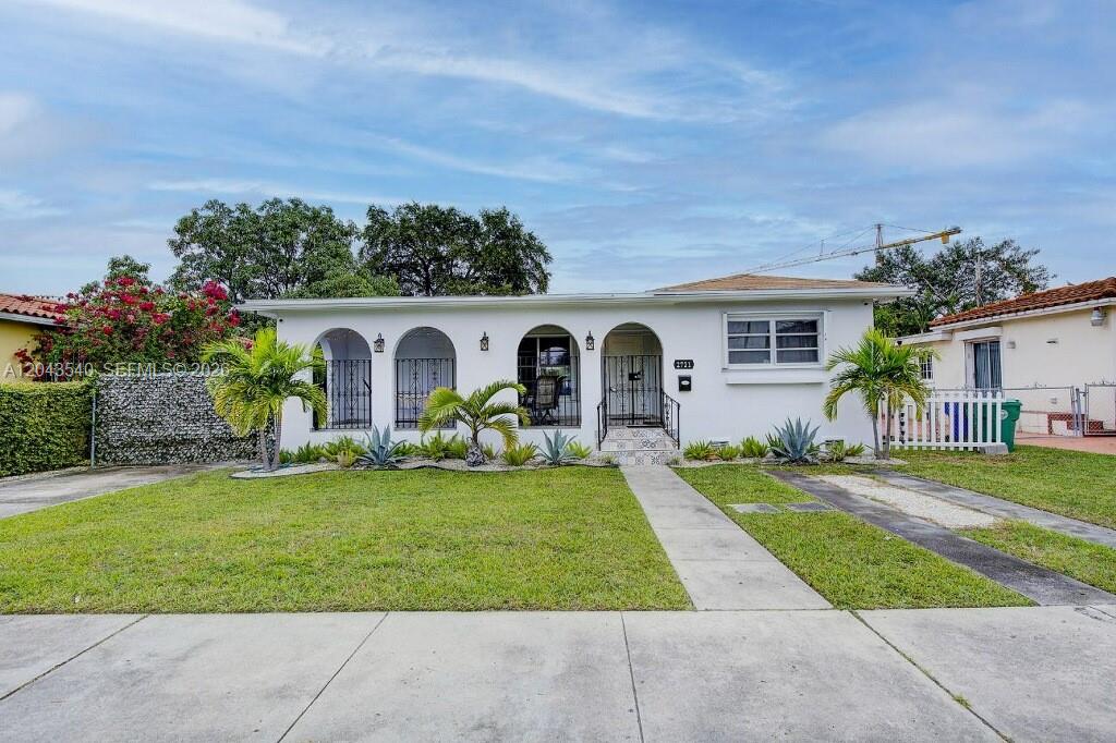 2721 SW 30th Avenue, Miami, FL 33133, Miami