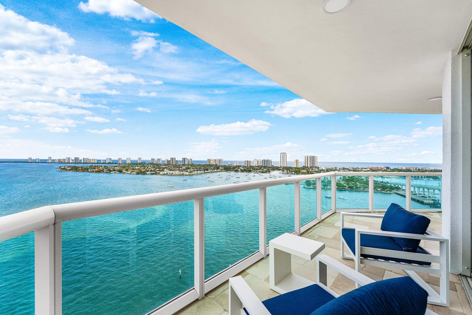 2650 Lake Shore Drive 2106, Riviera Beach, FL 33404