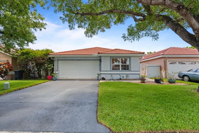 13452 NW 5th Court, Sawgrass Plantation, Plantation, FL